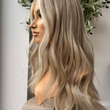 Glueless HD lace front wig - 19/20” - MOLLIE - XS