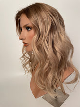 Afbeelding in Gallery-weergave laden, HD Lace front wig/glueless wig - 19/20” - 21/21.5/22&quot; cap
