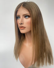 Carregar imagem no visualizador da galeria, HD Full lace wig/glueless wig - 18&quot; - JAMIE -  21.5/22” cap
