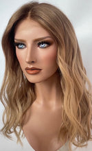 Carregar imagem no visualizador da galeria, HD Full lace wig/glueless wig - 22” - 20.5/21&quot; cap
