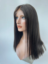 Carregar imagem no visualizador da galeria, Full lace wig/glueless wig - 18&quot; -  21.5/22” cap

