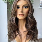Glueless HD lace front wig - 19/20” - XS