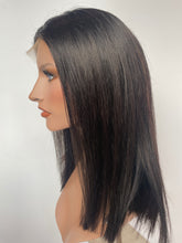 Carica l&#39;immagine nel visualizzatore di Gallery, HD Full lace wig/glueless wig - 16” - 21.5/22&quot; cap
