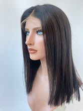 Carregar imagem no visualizador da galeria, Full lace wig/glueless wig - 16&quot; -  21.5/22” cap
