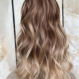 PREVIEW - AMELIA - Glueless HD lace front wig - 22” - XS/S