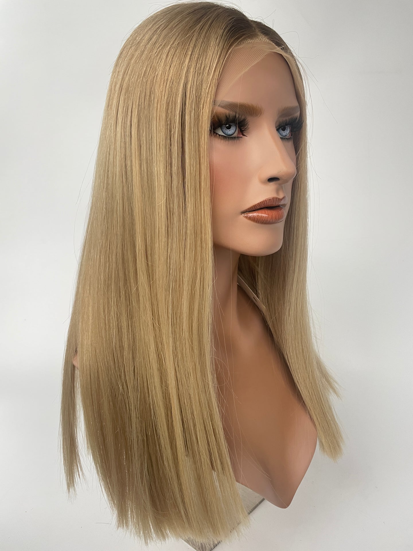Full lace wig/glueless wig - 19/20