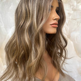 RACHEL - Glueless HD lace front - 18” - S