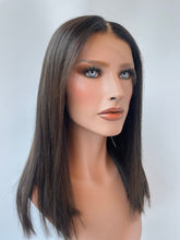 Afbeelding in Gallery-weergave laden, Full lace wig/glueless wig - 16/17&quot; -  21/21.5” cap
