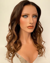 Afbeelding in Gallery-weergave laden, HD Full lace wig/glueless wig - 22” - 22/22.5&quot; cap
