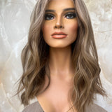 RACHEL - Glueless HD lace front - 18” - S