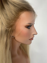 Carregar imagem no visualizador da galeria, HD Full lace wig/glueless wig - 22/23&quot; -  21.5/22” cap
