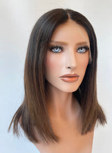 Afbeelding in Gallery-weergave laden, Full lace wig/glueless wig - 15/16&quot; -  21/21.5” cap
