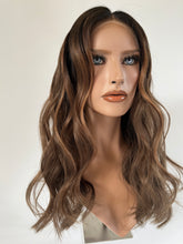 Lade das Bild in den Galerie-Viewer, SOFIA - Luxurious 360 HD lace wig- 14&quot; - 26&quot;
