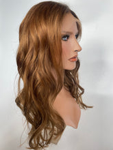 Carregar imagem no visualizador da galeria, HD Full lace wig/glueless wig - 22” - 21/21.5&quot; cap
