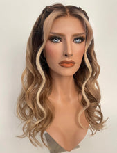 Ladda upp bild till gallerivisning, OLIVIA - Luxurious 360 HD lace wig- 14&quot; - 26&quot;
