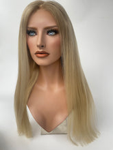 Afbeelding in Gallery-weergave laden, HD Full lace wig/glueless wig - 22/23&quot; -  21.5/22” cap
