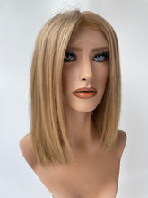 Afbeelding in Gallery-weergave laden, HD Full lace wig/glueless wig - 14&quot; -  20.5/21” cap
