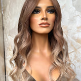 PREVIEW - AMELIA - Glueless HD lace front wig - 22” - XS/S