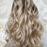 PREVIEW - JENNIFER - Glueless HD lace front wig - 23” - XS