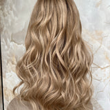 OLIVIA - Glueless HD lace front - 24” - M