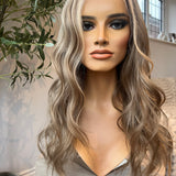 Glueless HD lace front wig - 22” - XS