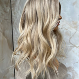 MOLLIE - HD Full lace wig - 20” - XS/S