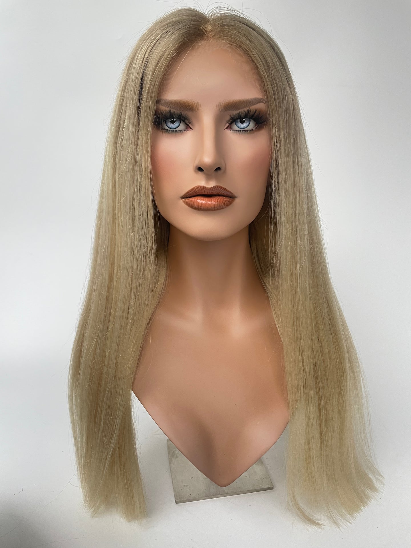 HD Full lace wig/glueless wig - 22/23