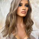 RACHEL - Glueless HD lace front - 18” - S