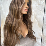 TAYLOR - Glueless HD lace front - 26” - S