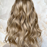 LEXIE - Glueless HD lace front wig - 20/21” - S