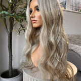 Glueless HD lace front wig - 26” - XS