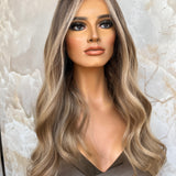 JENNIFER - Luxurious Glueless HD lace front - 22/23” - XS/S