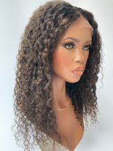 Carregar imagem no visualizador da galeria, HD lace front wig/glueless wig - 18&quot; - 21.5/22/22.5” cap
