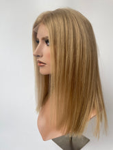 Carica l&#39;immagine nel visualizzatore di Gallery, HD lace front wig/glueless wig - 18&quot; - 21.5/22/22.5” cap

