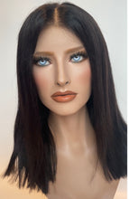 Afbeelding in Gallery-weergave laden, HD Full lace wig/glueless wig - 16” - SARA - 21/21.5&quot; cap
