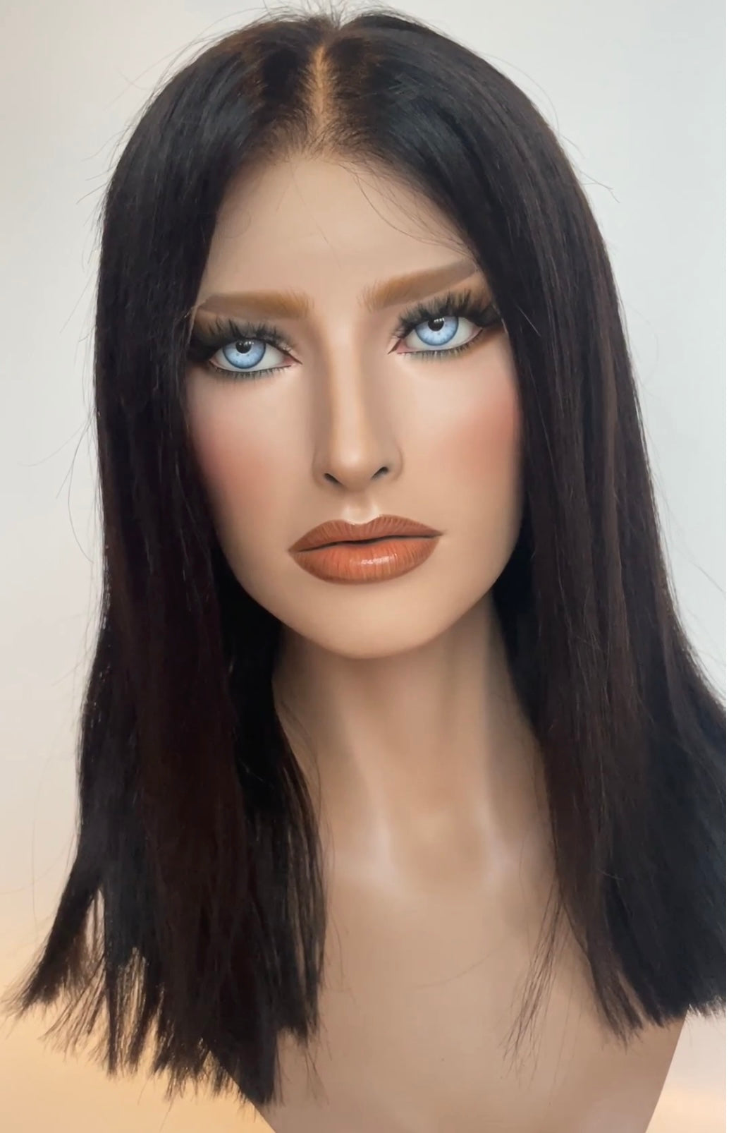 HD Full lace wig/glueless wig - 16” - SARA - 21/21.5
