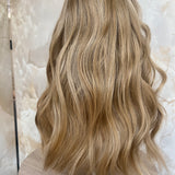 Glueless lace front wig - 20” - S/M