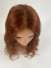 Afbeelding in Gallery-weergave laden, RHIANNE - Luxurious 360 HD lace wig- 14&quot; - 26&quot;
