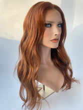 Cargar imagen en el visor de la galería, HD lace front wig/glueless wig - 24&quot; - SORAYA -  21/21.5/22” cap
