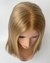 Cargar imagen en el visor de la galería, HD lace front wig/glueless wig - 18&quot; - 21.5/22/22.5” cap
