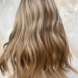 RACHEL - Glueless HD lace front - 18” - S