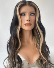 Ladda upp bild till gallerivisning, KYLIE - Luxurious 360 HD lace wig- 14&quot; - 26&quot;
