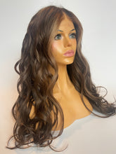 Afbeelding in Gallery-weergave laden, SAMMI - Luxurious HD lace front - 14&quot; - 26&quot;

