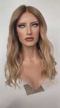 Load and play video in Gallery viewer, HD Full lace wig/glueless wig - 22” - 20.5/21&quot; cap
