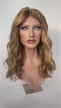 Load and play video in Gallery viewer, HD Full lace wig/glueless wig - 19/20” - 21.5&quot; cap
